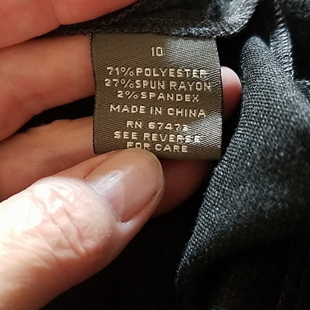 Lovely dress - Picture 5 of 6